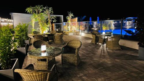 logis hotel blue garden