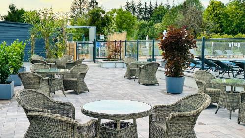 logis hotel blue garden