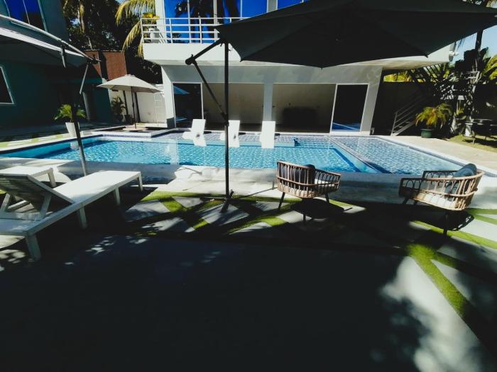 kosta brava hotel y restobar