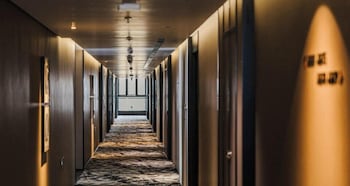 intercity hotel and serviced apartment phnom penh downtown