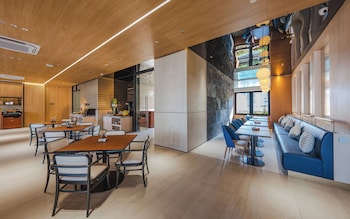 intercity hotel and serviced apartment phnom penh downtown