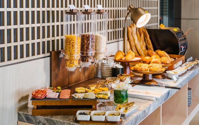 intercity hotel and serviced apartment phnom penh downtown