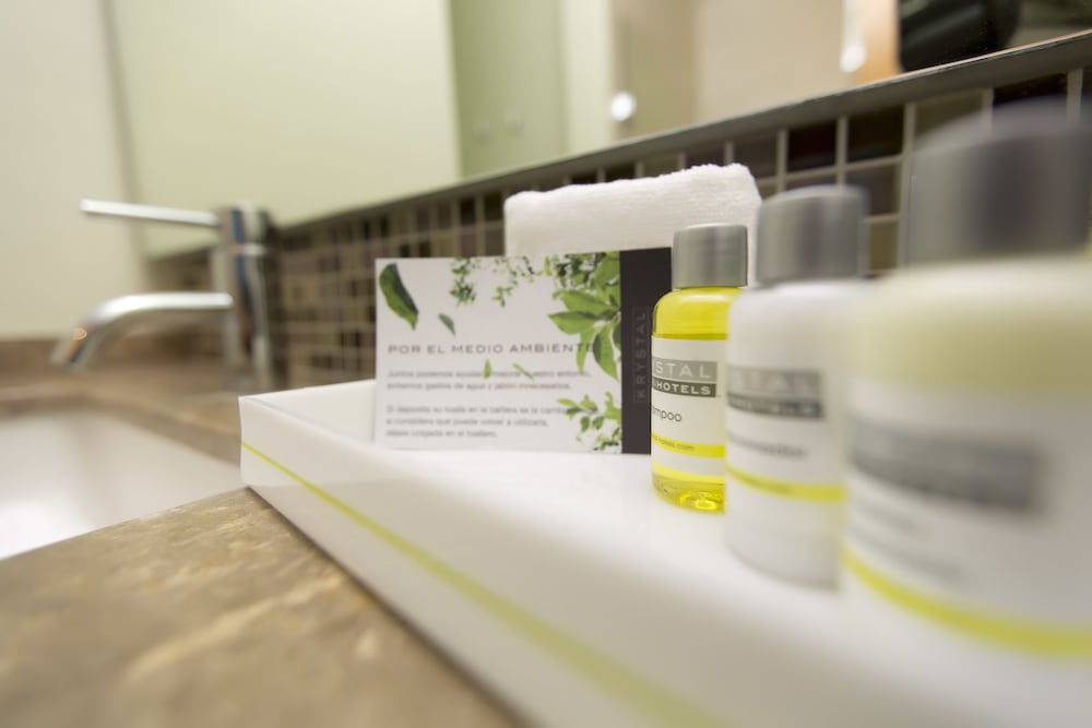 krystal urban cancun and beach club