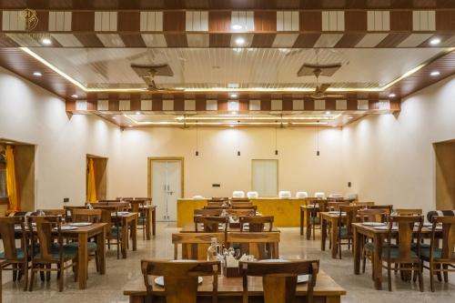 jaisan heritage desert camp