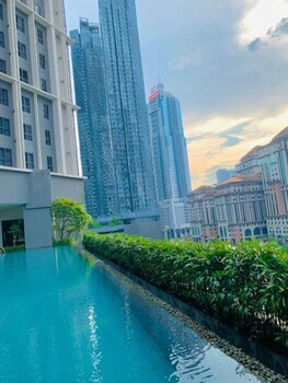 the mews klcc by service apartment