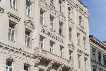 basiliq hotel