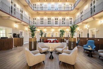 Basiliq Hotel,,4 star