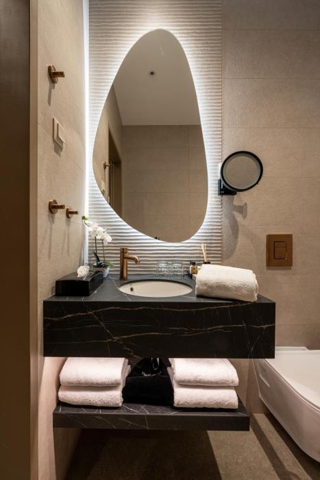 basiliq hotel
