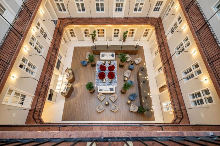 basiliq hotel