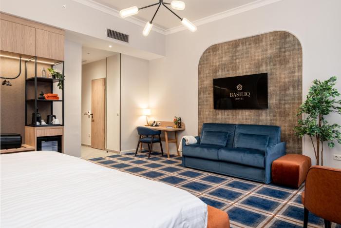 basiliq hotel