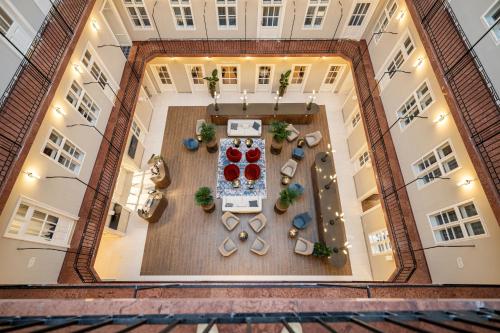 basiliq hotel