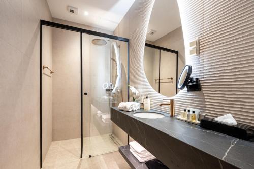 basiliq hotel