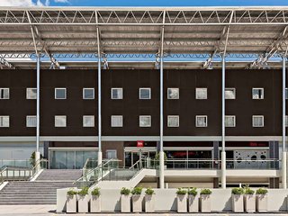 ibis pilar