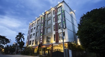 Hotel Kan Yeik Thar,Yangon Region>>Yangon,4 star
