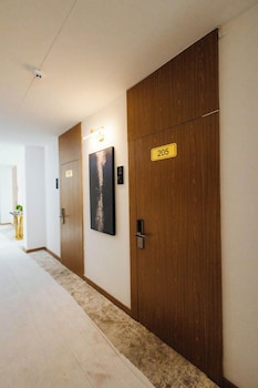 zafar plaza hotel