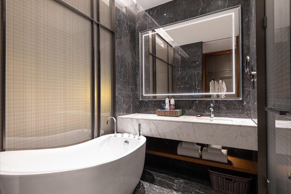 wyndham garden linxia downtown