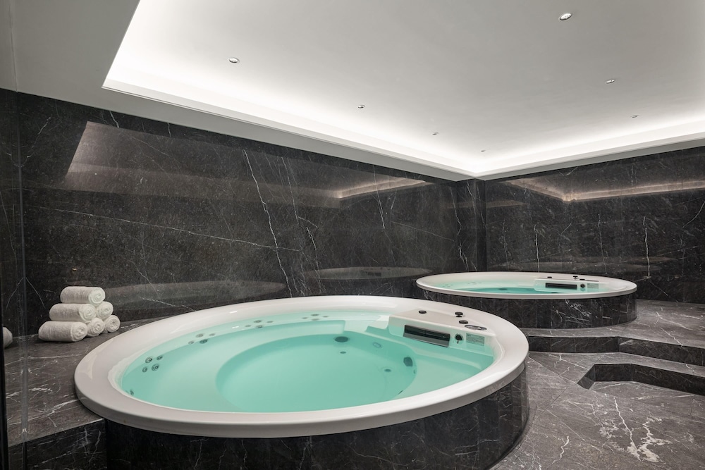 wyndham garden linxia downtown