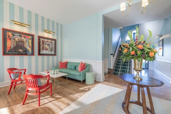 the laurel hotel