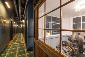 the laurel hotel