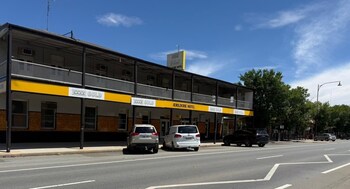 jerilderie hotel