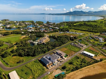 tides apartments