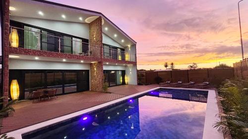 tides apartments