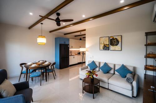 tides apartments