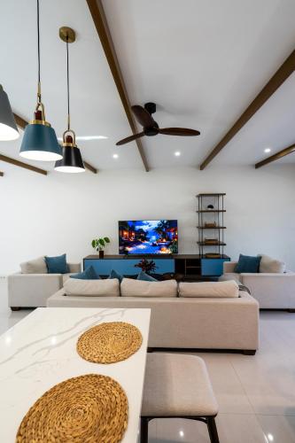 tides apartments