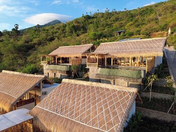 angsoka villas amed