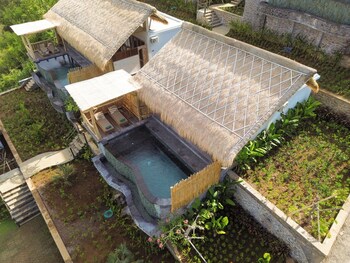 angsoka villas amed