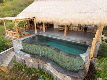 angsoka villas amed