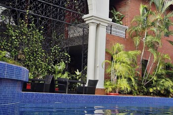 Frenezia Boutique Apart-Hotel,,5 star