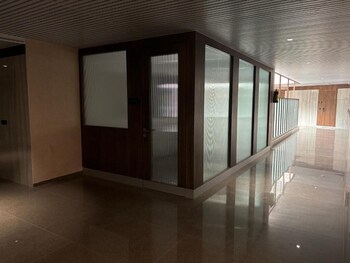 Hotel Four Point Corner,,3 star