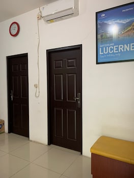 Namroom At Pulomas,,2 star