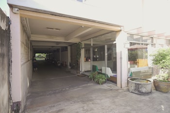 suriyart hotel