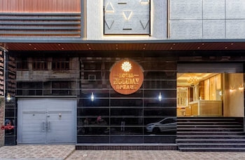 hotel holiday dreamz by ajooni hospitality