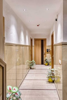 hotel holiday dreamz by ajooni hospitality
