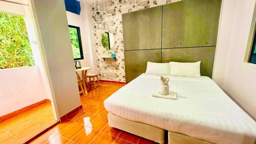 cozy bay rawai
