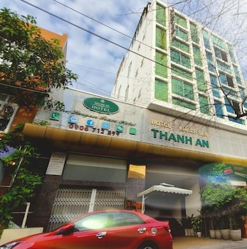 khach san thanh an