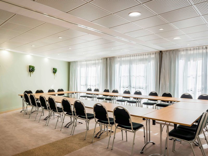 adagio access la defense puteaux