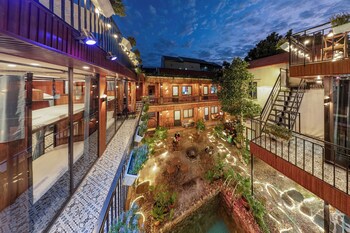 favos ninh binh hotel and villas