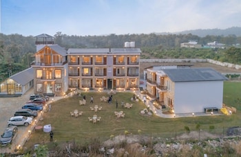 delight the lavish loft corbett