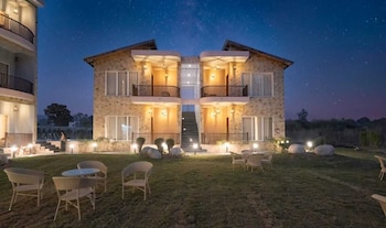 delight the lavish loft corbett