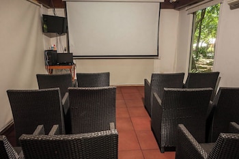papalo resort hotel