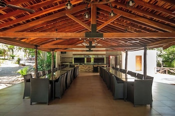 papalo resort hotel