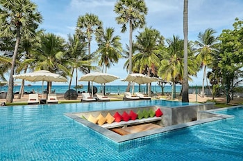 Uppuveli Beach Resort By Aathi,,5 star