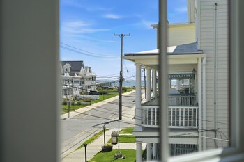 the marilyn inn
