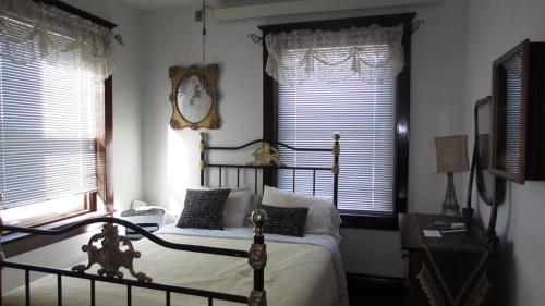 The Historic Argo Hotel,,3 star