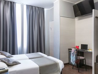ibis styles milano centro