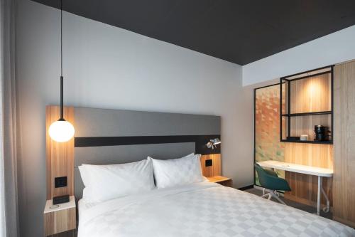 alt hotel ottawa airport